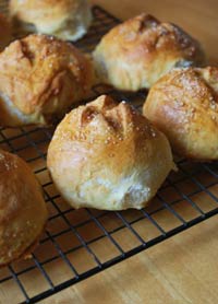 Pretzel Rolls