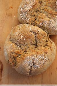 Haferkleienbrot / Oat Bran Bread