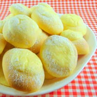 Lemon Cheese Buns