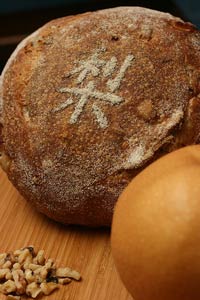 Walnut Pear Sourdough