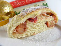 Apple-Cranberry Coffee Cake Wreath