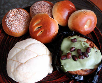 Breads-from-Kimuraya-Tokyo